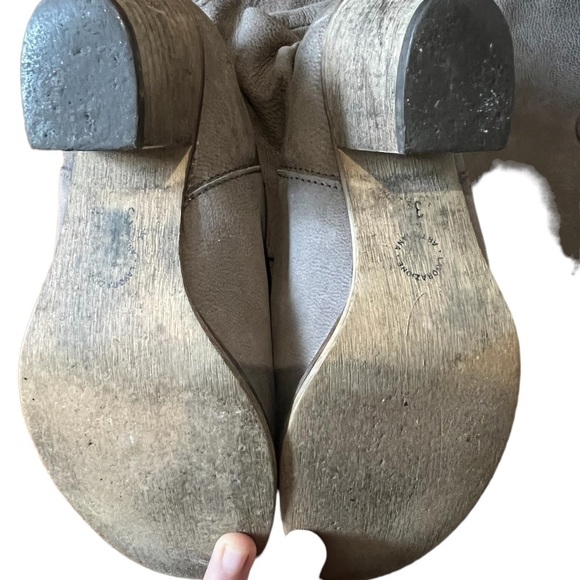 Gravity Pope soft suede slouchy boots with wood block heel Sz 8 good condition - Picture 6 of 8